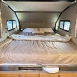 KKDB056-KK-Bulletin-Night-Storm Karavan indoor3